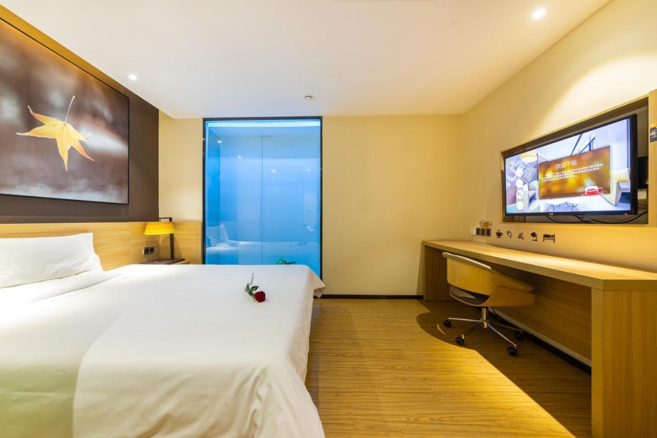 Iu Hotel Chongqing Jiefangbei מראה חיצוני תמונה