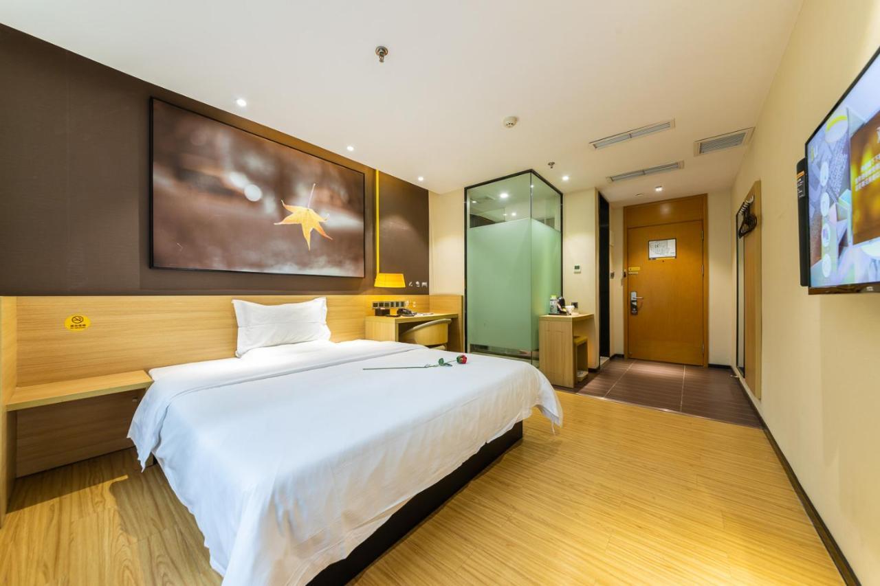 Iu Hotel Chongqing Jiefangbei מראה חיצוני תמונה