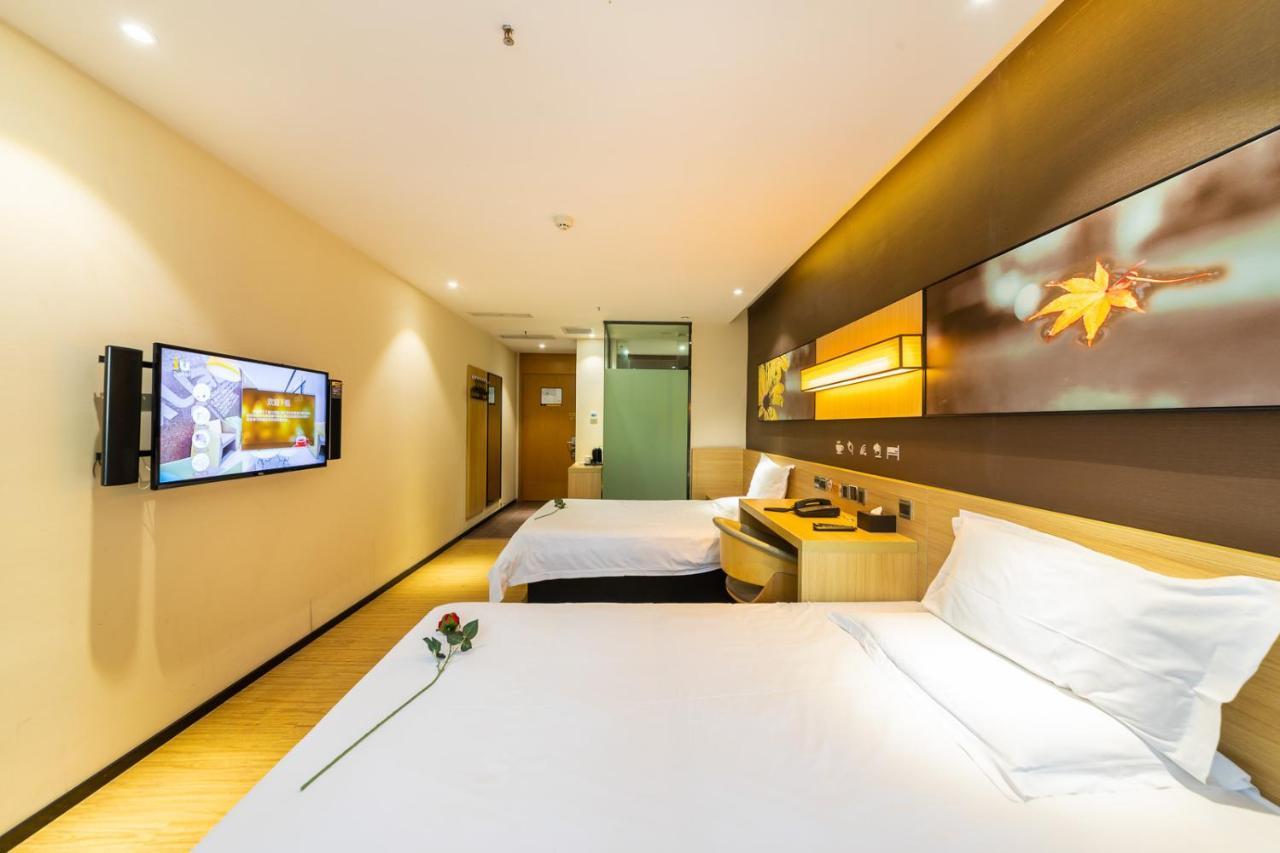 Iu Hotel Chongqing Jiefangbei מראה חיצוני תמונה